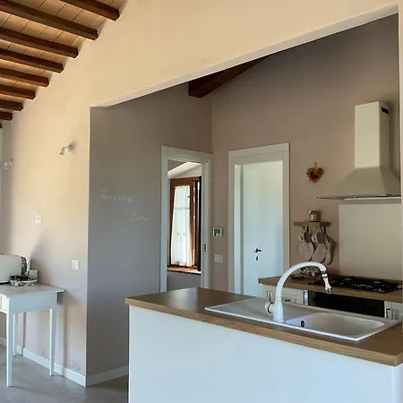 Semesterbostad La Casetta Biricocolo *